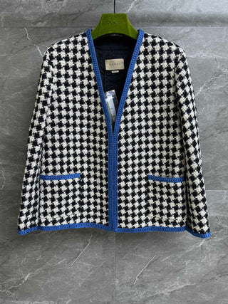 Woman Checkered long sleeved jacket